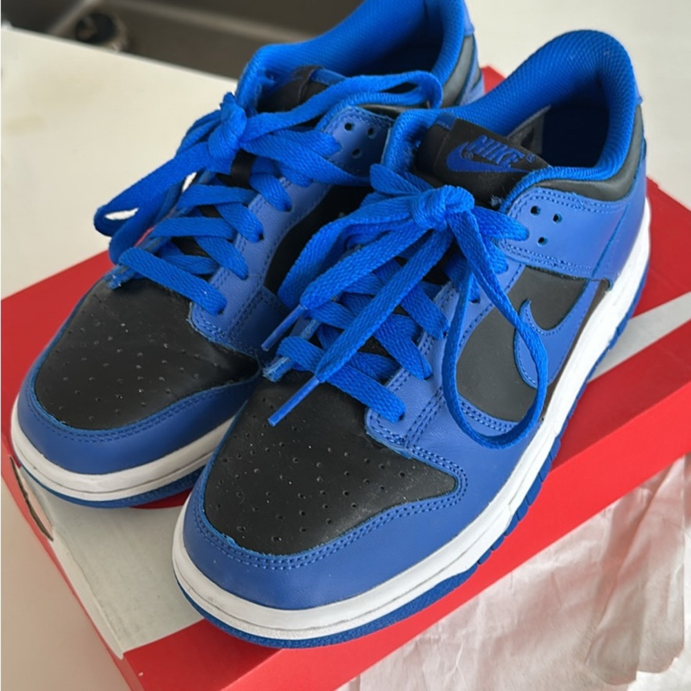 nike dunk low black/hyper cobalt-white 5.5Y